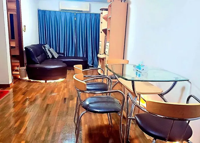 River View Active 7 Apartment
